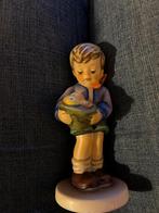 Goebel Hummel beeldje - Jongen met appels, Ophalen of Verzenden