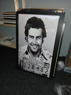 Pablo Escobar Patron poster 90x60 cm Mugshot voor maar 29,00, Ophalen, Rechthoekig Staand, Met lijst, Deurposter of groter