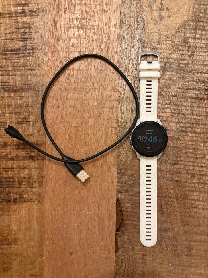 Garmin forerunner 255 music wit (incl. Oplaadkabel), Sieraden, Tassen en Uiterlijk, Sporthorloges, Zo goed als nieuw, Android