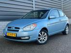 Hyundai Accent 1,4 Distributieriem is vervangen bij de 18593, Auto's, Hyundai, Gebruikt, 4 cilinders, Blauw, 1055 kg