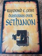 Raymond E. Feist - Sage scheuring 3 Duisternis over Sethanon, Ophalen of Verzenden, Zo goed als nieuw, Raymond E. Feist