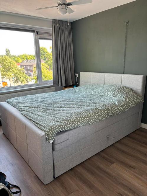 Opberg boxspring Liv van Leenbakker, Huis en Inrichting, Slaapkamer | Boxsprings, Zo goed als nieuw, 180 cm, Tweepersoons, Ophalen