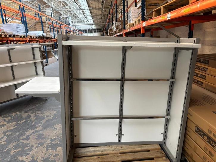 Witte Metalen Winkel Schappen, Huis en Inrichting, Kasten | Stellingkasten, Gebruikt, Ophalen