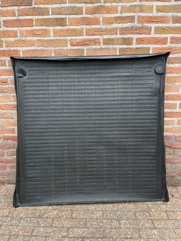 Kofferbakmat Peugeot 308sw in goede staat beschikbaar voor biedingen