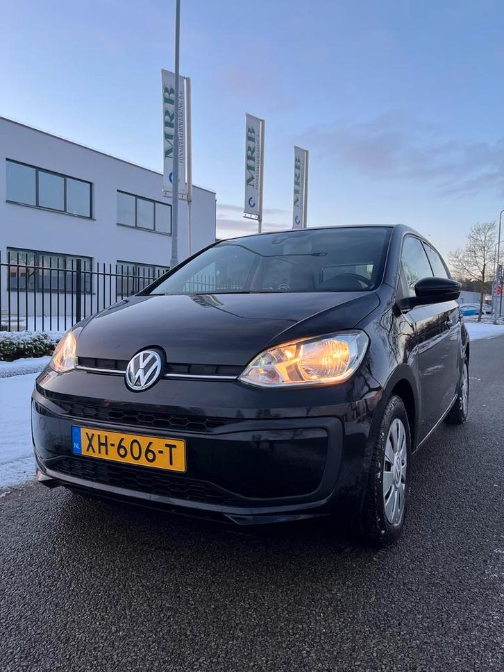 Volkswagen Up! Move 1.0 Dealeronderhouden Zwart, Auto's, Volkswagen, Particulier, up!, Achteruitrijcamera, Airbags, Airconditioning