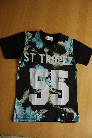 zwart shirt met bloemenprint maat S beschikbaar voor biedingen