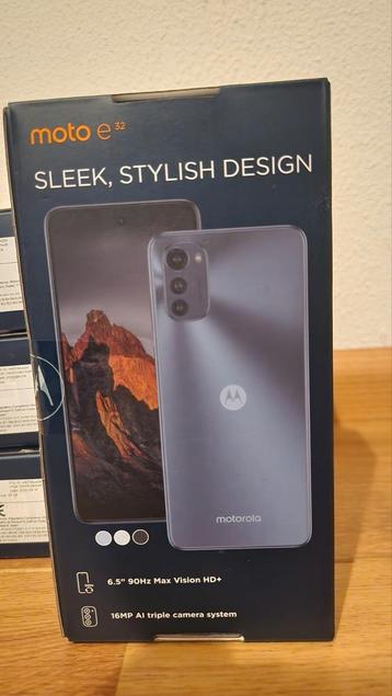 *NIEUW* Motorola Moto E32 Telefoon | Smartphone Ongeopend  beschikbaar voor biedingen