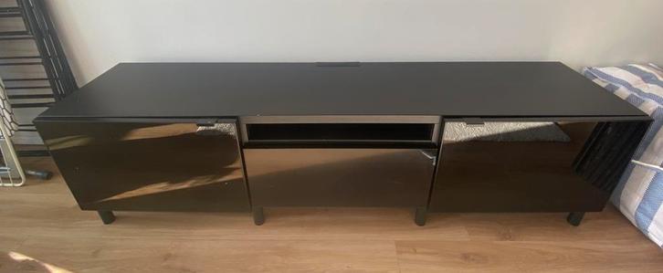 Strakke tv meubel (ikea Besta), Huis en Inrichting, Kasten | Televisiemeubels, Zo goed als nieuw, Minder dan 100 cm, 150 tot 200 cm