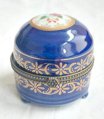 Zeren Ropal porseleinen sieraden doosje / pillen  beschikbaar voor biedingen