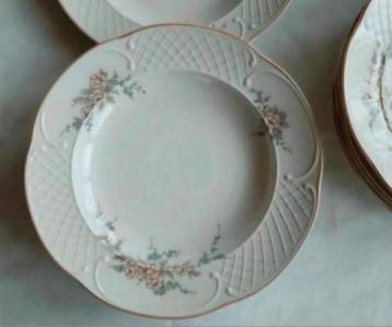 Villeroy Boch Rosette bloemen borden sauskom botervloot   beschikbaar voor biedingen