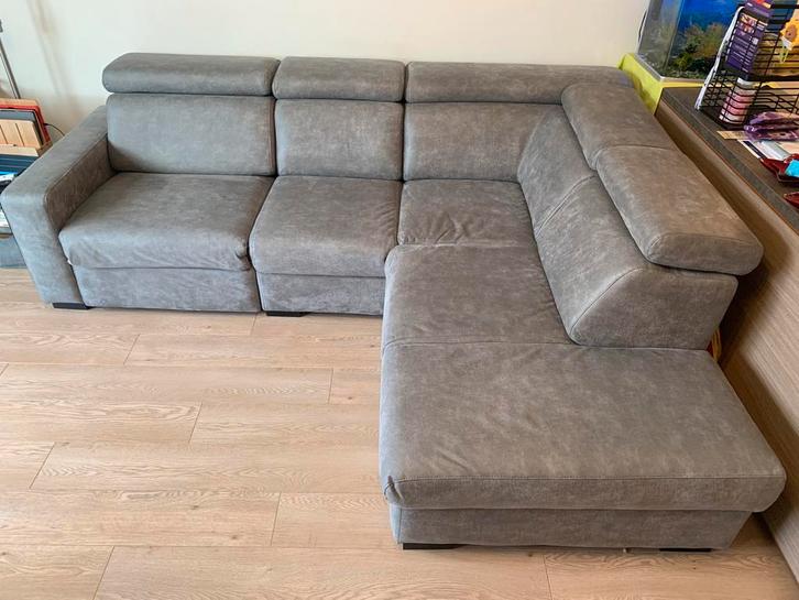 Kunstleder hoekbank met elektrische relax, Huis en Inrichting, Banken | Complete zithoeken, Zo goed als nieuw, Ophalen
