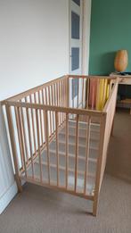 IKEA Babybedje + HIMLAVALV Matras (60x120 cm), Ophalen, Zo goed als nieuw, Ledikant