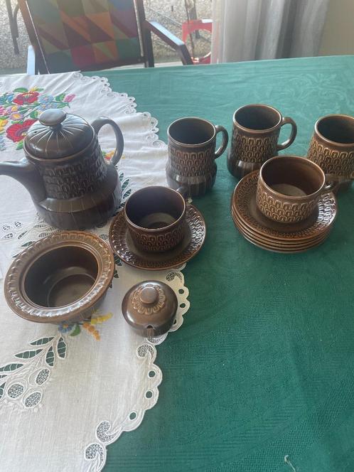 Wedgwood theepot, kopjes en bekers, Huis en Inrichting, Keuken | Servies, Zo goed als nieuw, Kop(pen) en/of Schotel(s), Wedgwood