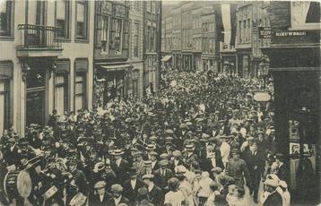 701074021 Dordrecht Marine Machinisten beschikbaar voor biedingen