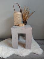 Bijzettafel - tafeltje - planten tafel, Ophalen of Verzenden, Zo goed als nieuw, Hout