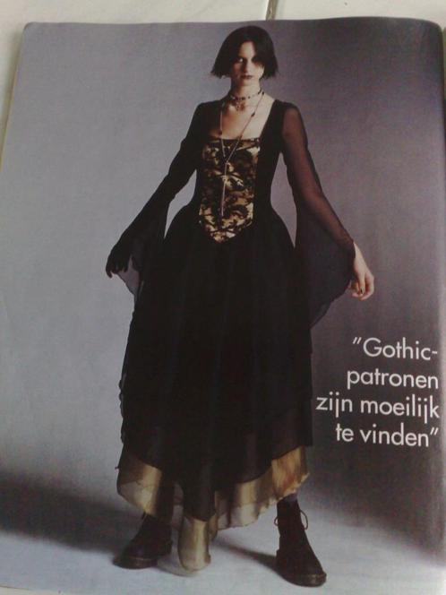 Knipmode april nr. 4 /  2005 ,o. a. Gothic jurk, Hobby en Vrije tijd, Kledingpatronen, Zo goed als nieuw, Vrouw, Knipmode, Verzenden