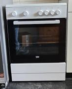Beko Keramisch 4 pits Fornuis / Oven, Ophalen, Keramisch, 4 kookzones, Zo goed als nieuw