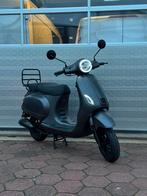 SANTINI CAPRI SCOOTER / ALLE OPTIES  / WINDSCHERM / BEUGELS, Gebruikt, Ophalen of Verzenden, Santini Capri, Benzine