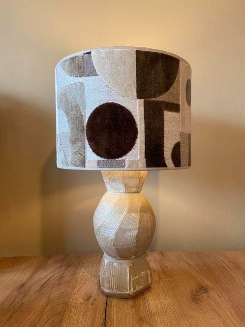 Lampenkap japandi stijl organische vormen velvet beige bruin, Huis en Inrichting, Lampen | Lampenkappen, Zo goed als nieuw, Rond