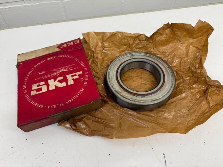 Skf kogellager kogel lager 6217 2rsj nieuw oldtimer tractor, Antiek en Kunst, Antiek | Gereedschap en Instrumenten, Ophalen of Verzenden