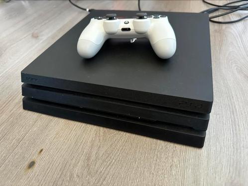 Playstation 4 Pro (500 GB), Spelcomputers en Games, Spelcomputers | Sony PlayStation 4, Zo goed als nieuw, Pro, Met 1 controller