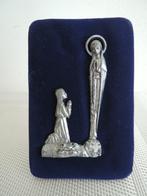 Maria met Bernadette op donkerblauw fluweel, Verzamelen, Ophalen of Verzenden, Gebruikt, Christendom | Katholiek