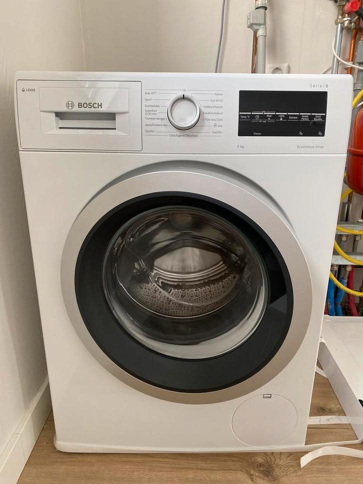 WEG=WEG - Wachine BOSCH i-DOS 9kg, Witgoed en Apparatuur, Wasmachines, Zo goed als nieuw, Voorlader, 8 tot 10 kg, Minder dan 85 cm