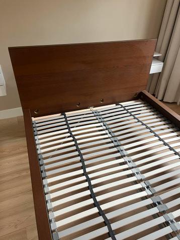 Ikea Bedframe 140x200 + Lattenbodem - afbeelding 1