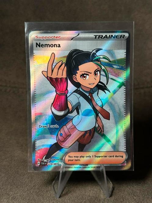 Nemona #229 229/091 (Pokemon Paldean Fates), Hobby en Vrije tijd, Verzamelkaartspellen | Pokémon, Zo goed als nieuw, Losse kaart