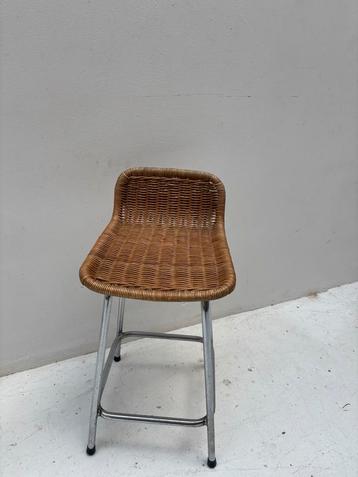 Vintage Riet Barkruk Metaal Frame beschikbaar voor biedingen