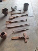 Te koop div oude gereedschappen oude blikken oude scharniere, Ophalen of Verzenden