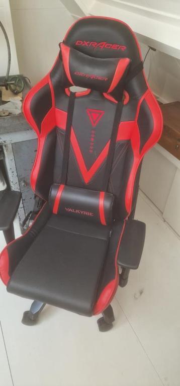 Dxracer Valkyrie gamestoel V03-NR Rood/Zwart beschikbaar voor biedingen
