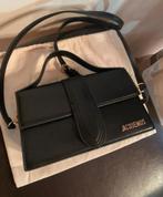 Jacquemus tas, Sieraden, Tassen en Uiterlijk, Tassen | Damestassen, Ophalen of Verzenden, Zo goed als nieuw, Zwart