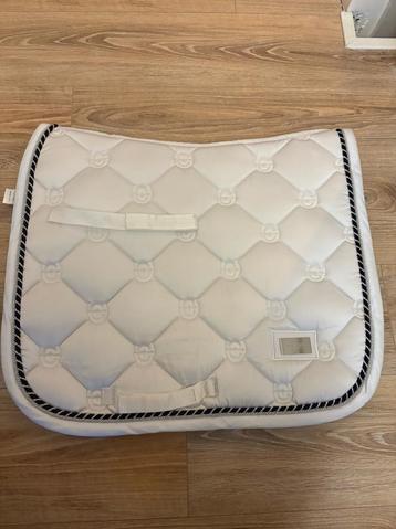 Equestrian Stockholm zadeldek White Perfection COB beschikbaar voor biedingen