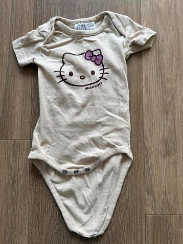 Lief baby rompertje/luierpakje van Hello Kitty maat 62/68 beschikbaar voor biedingen