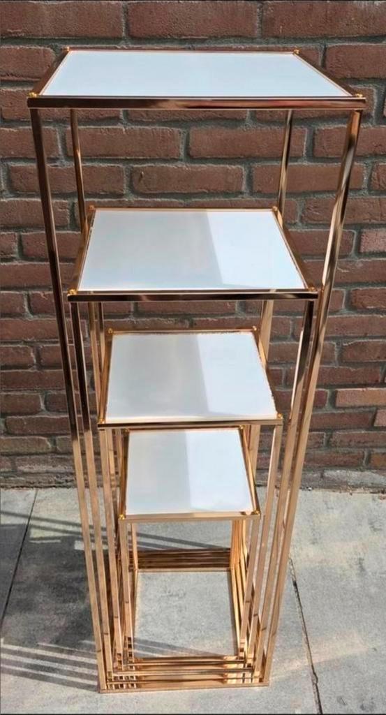 Gouden zuilen met transparante plaat 4 STUKS, Huis en Inrichting, Kasten | Stellingkasten, Ophalen