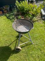 Weber BBQ met aangepast onderstel - Gebruikt, Ophalen of Verzenden, Gebruikt