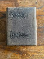 Antiek fotoalbum met leren kaften en mooie bladeren ca. 1900, Antiek en Kunst, Verzenden