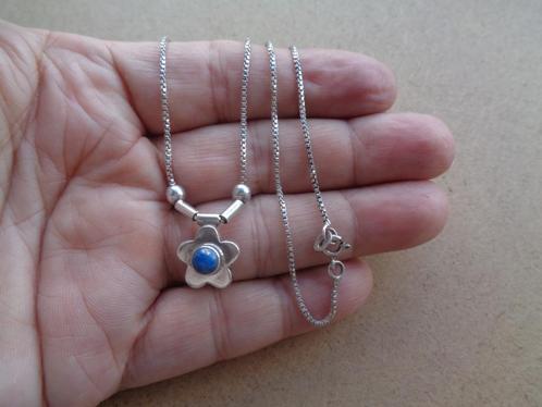 zilveren ketting met bloem hanger [209], Sieraden, Tassen en Uiterlijk, Kettingen, Zo goed als nieuw, Zilver, Zilver, Met edelsteen