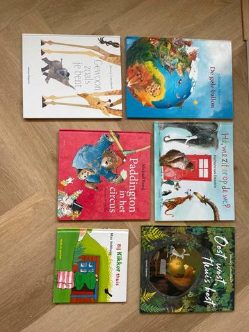 Mooie set kinderboeken beschikbaar voor biedingen