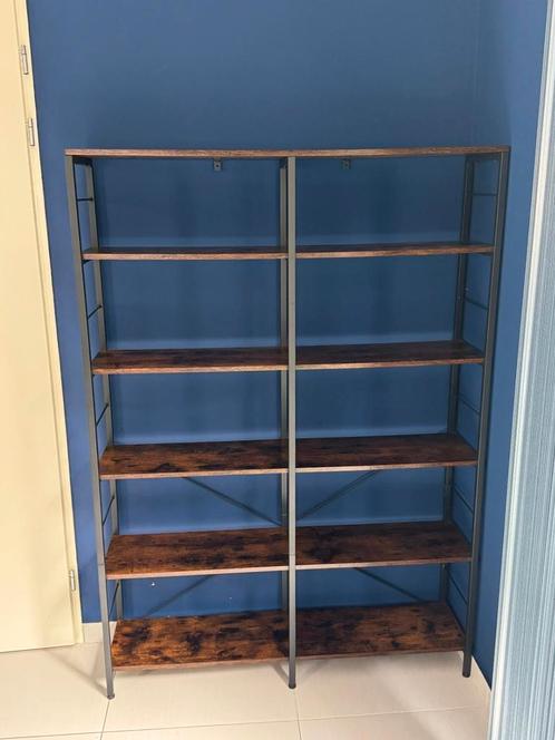 Boekenkast | 6 lagen, Huis en Inrichting, Kasten | Stellingkasten, Zo goed als nieuw, Ophalen