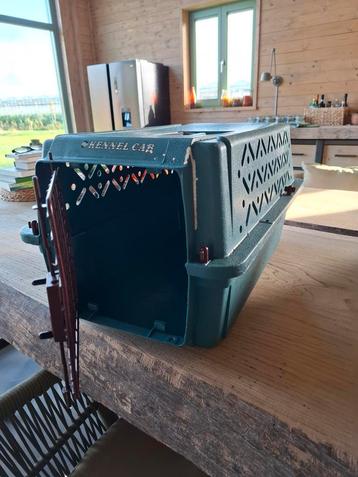 Reismand/reisbox kat beschikbaar voor biedingen