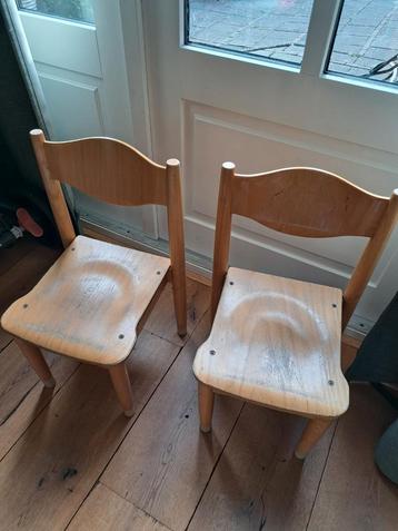 Kinderstoeltjes gebruikt beschikbaar voor biedingen