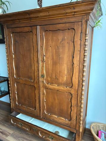 Echte Antieke Kast - Meer dan 100 jaar oud! beschikbaar voor biedingen