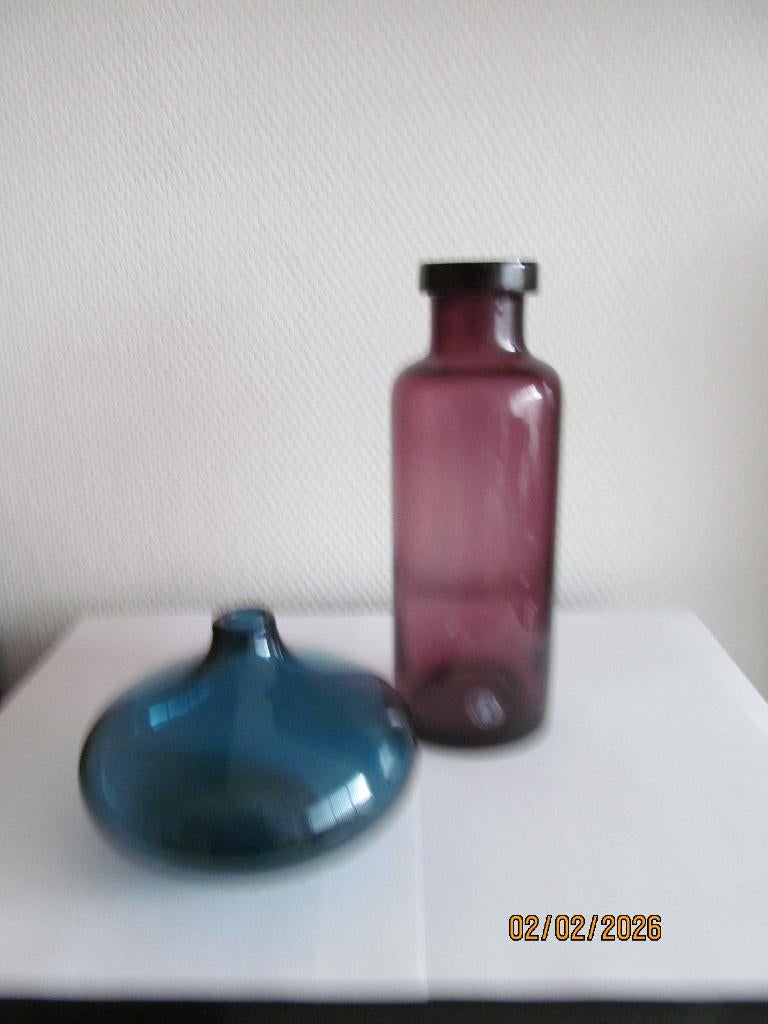 Twee vazen IKEA Medveten-collectie,  Gunnel Sahlin. , Ophalen, Overige kleuren, Minder dan 50 cm, Glas