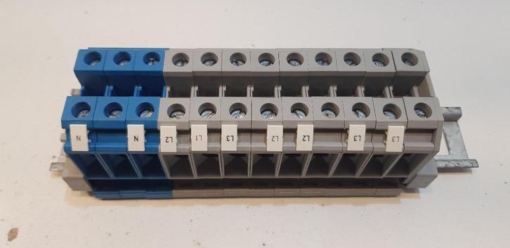 Phoenix Schakelkast Dinrail 12 x Rijgklem UT16 16mm2 (1x), Hobby en Vrije tijd, Elektronica-componenten, Gebruikt, Ophalen of Verzenden