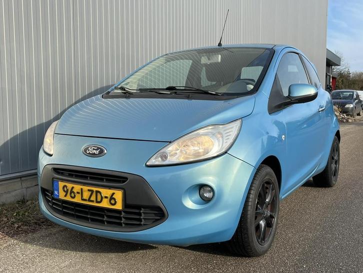 Ford Ka 1.2 Titanium X, Pano autom airco (bj 2010), Auto's, Ford, Bedrijf, Te koop, Ka, ABS, Airbags, Airconditioning, Alarm, Boordcomputer