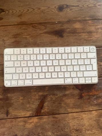 Apple Magic Keyboard - Draadloos Qwerty beschikbaar voor biedingen