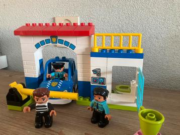 Duplo politie politiebureau 10902 beschikbaar voor biedingen