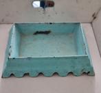 Brocante antieke Franse gietijzeren kwispedoor, Ophalen of Verzenden